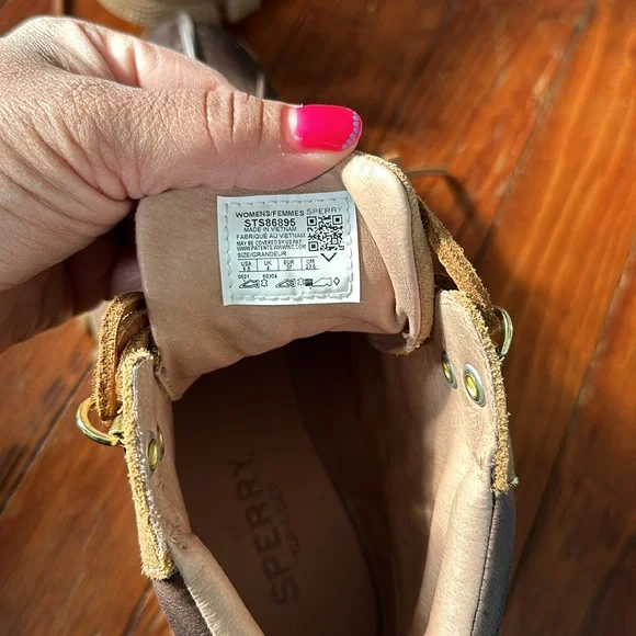 Sperry Duck Boot - Picture 2 of 4